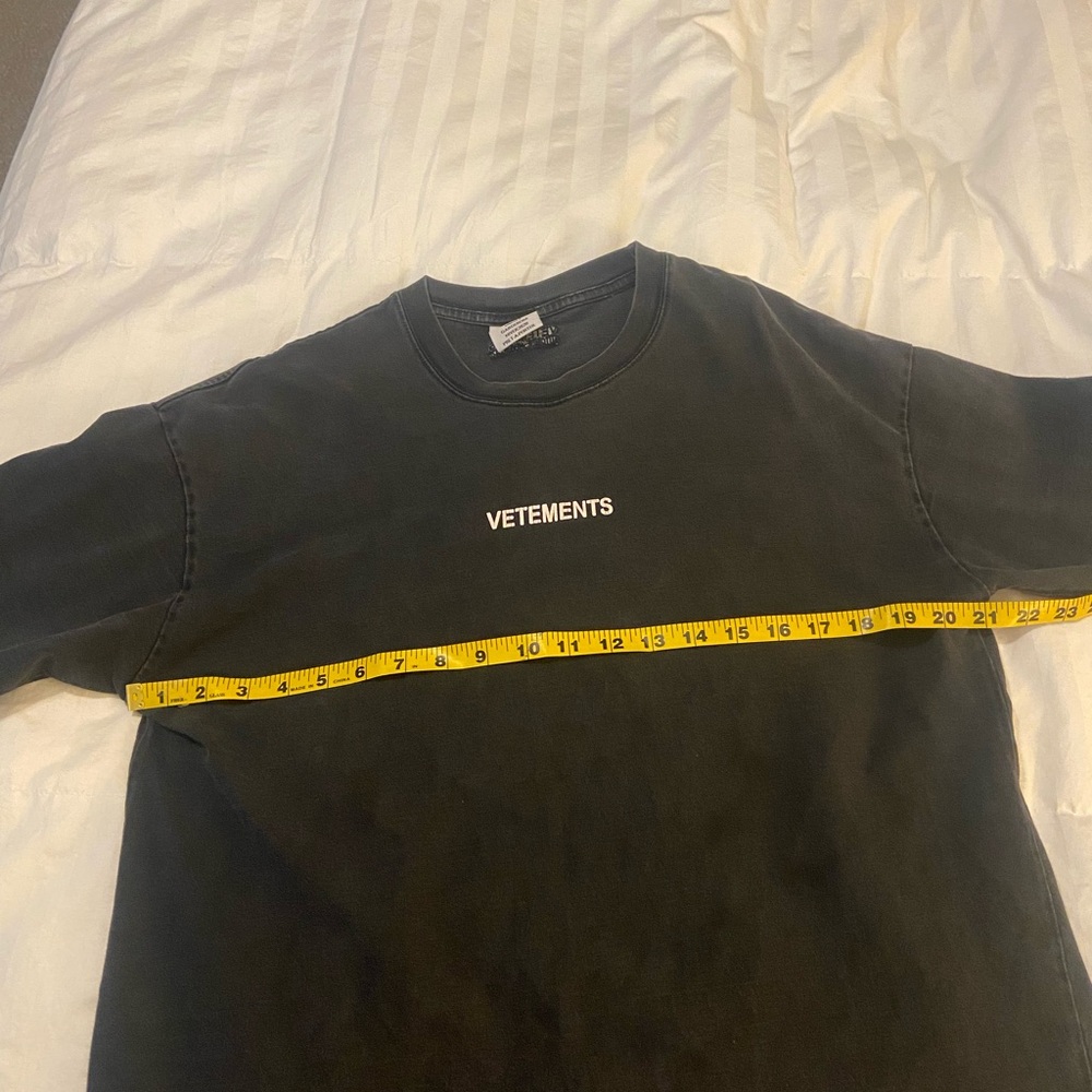 Vetements Charcoal Tee with White Logo - Picture 2 of 8